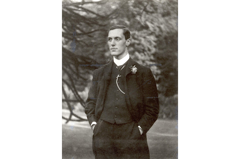 1904