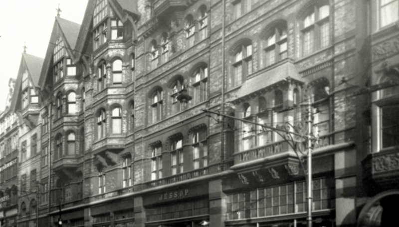 1933