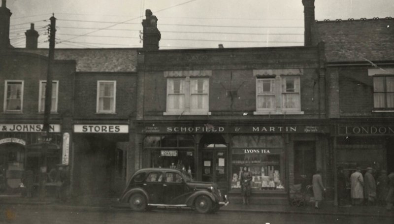 1944